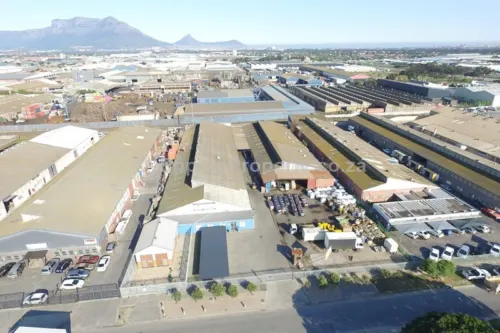 Industrial property to Rent in Epping Industrial