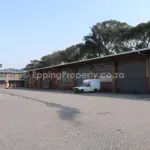 Property with large yard to let in Epping