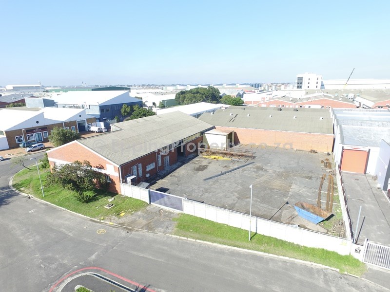 Epping Warehouse to Let