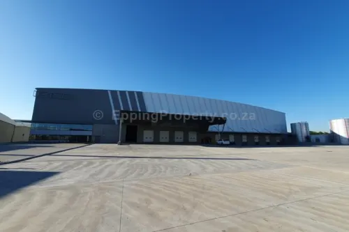 Industrial property to rent in Parow Industria