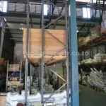Warehouse to Rent in Thornton
