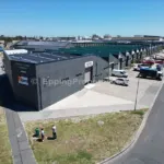 Factory to rent in Epping Industria