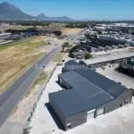 Modern Factory to rent in Epping Industria