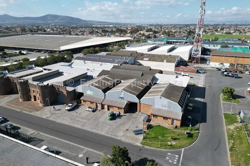 Factory to let at Western Province Park (Epping)