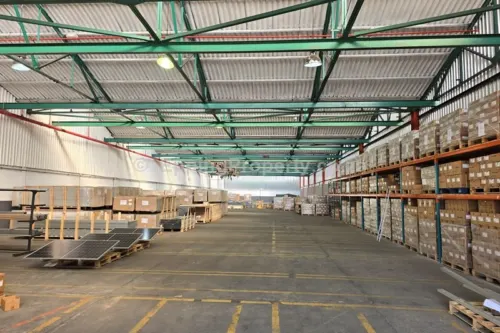 Warehouse to rent close to Epping Avenue