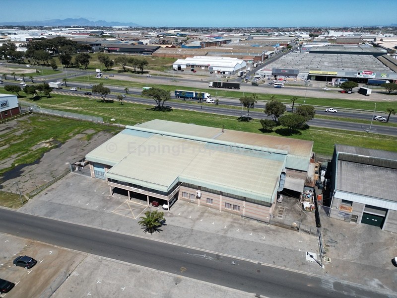 Industrial warehouse and office for Rent