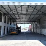 Industrial Property with Yard to Rent in Epping